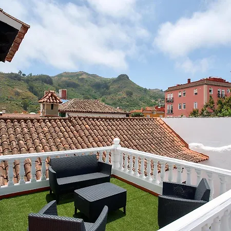 Historic House With A View In The Old Town 度假居 维加-德圣马特奥
